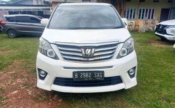 TOYOTA ALPHARD SC 2.4