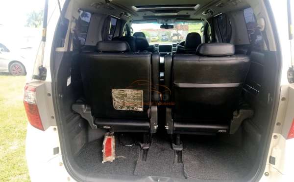 TOYOTA ALPHARD SC 2.4