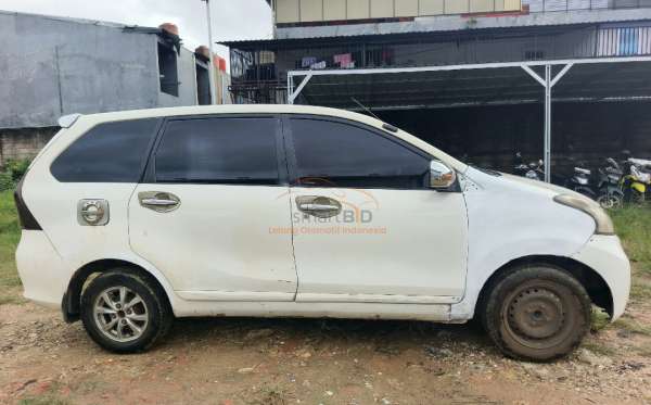TOYOTA AVANZA 1.3 G