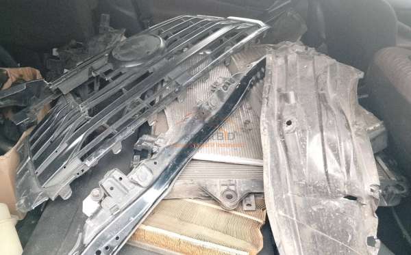 TOYOTA INNOVA 2.4 G