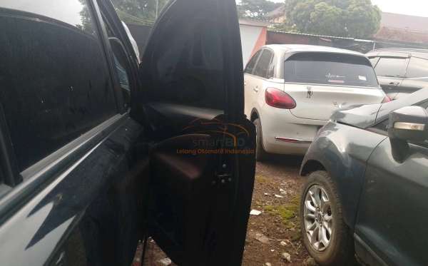 TOYOTA INNOVA 2.4 G