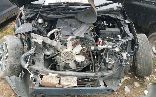 TOYOTA INNOVA 2.4 G