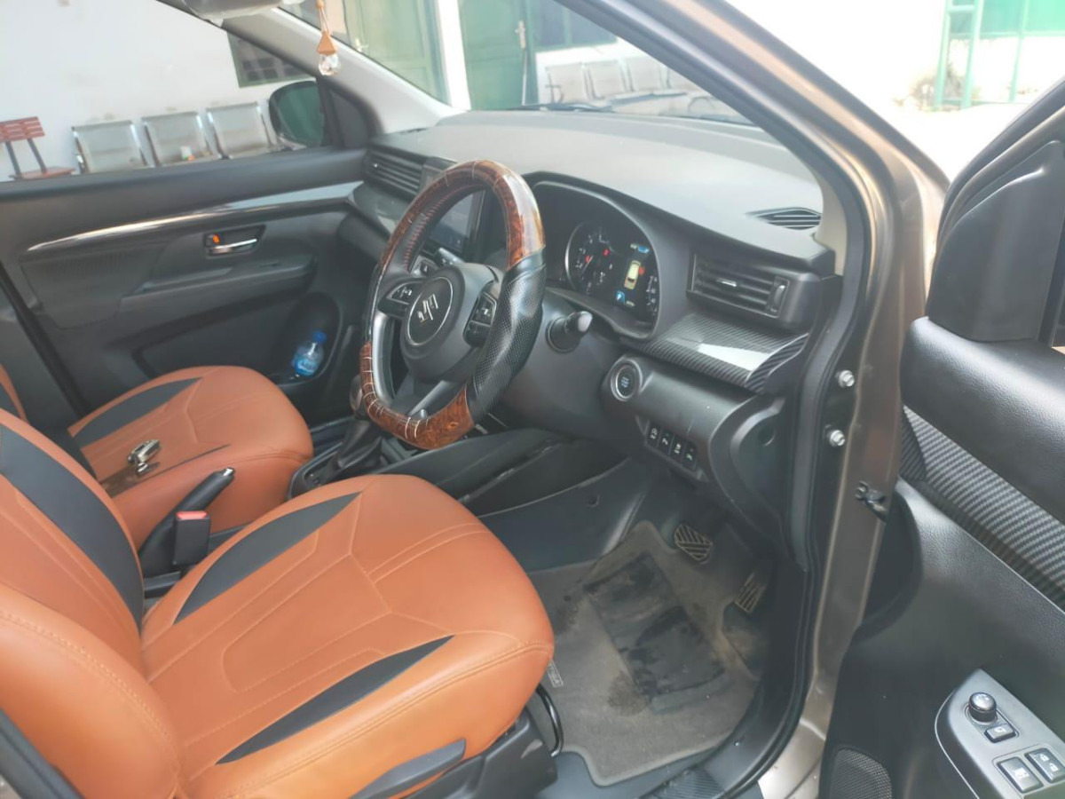 SUZUKI ERTIGA ERTIGA