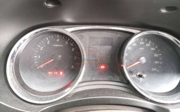 WULING CONFERO 1.5 DB MY (4X2)