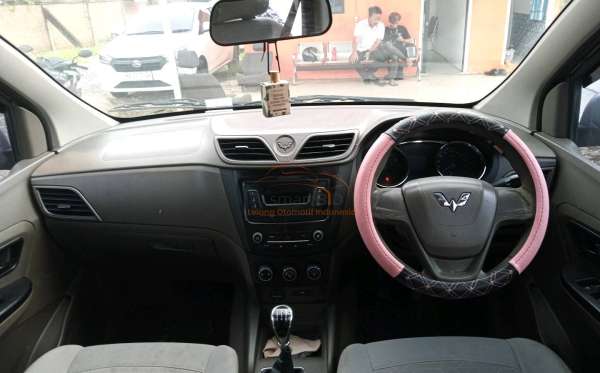 WULING CONFERO 1.5 DB MY (4X2)