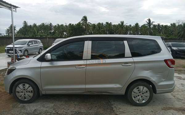 WULING CONFERO 1.5 DB MY (4X2)