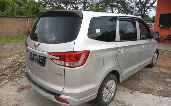 WULING CONFERO 1.5 DB MY (4X2)