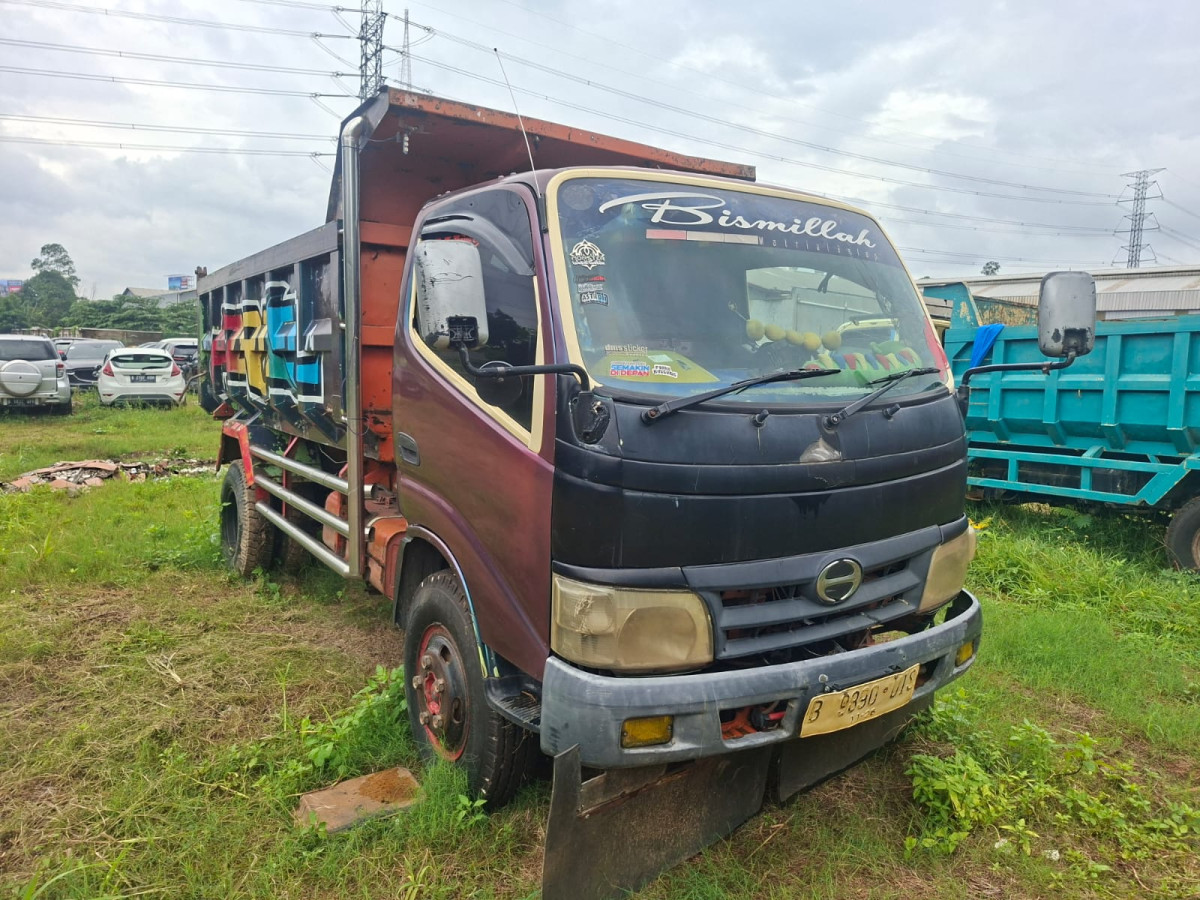 HINO 342R