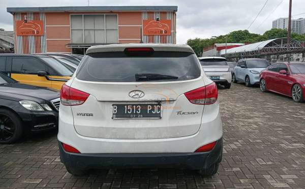 HYUNDAI TUCSON 2.0 2WD