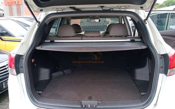 HYUNDAI TUCSON 2.0 2WD