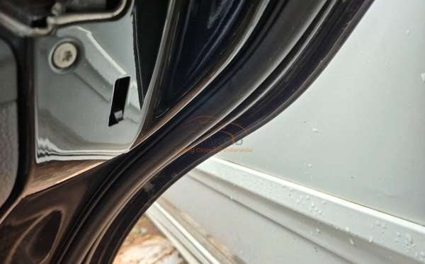 MERCEDES BENZ C 200 CGI