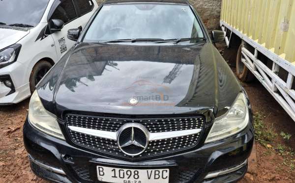 MERCEDES BENZ C 200 CGI