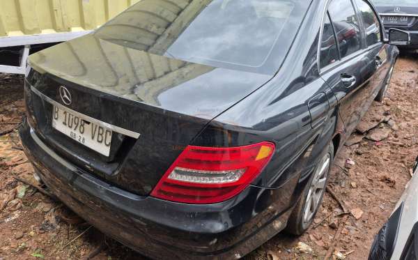 MERCEDES BENZ C 200 CGI