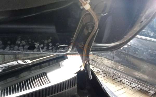 TOYOTA INNOVA VENTURER