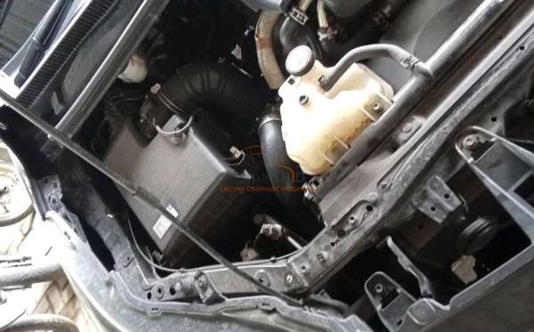 TOYOTA INNOVA VENTURER