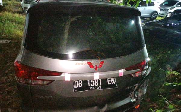 WULING CONFERO