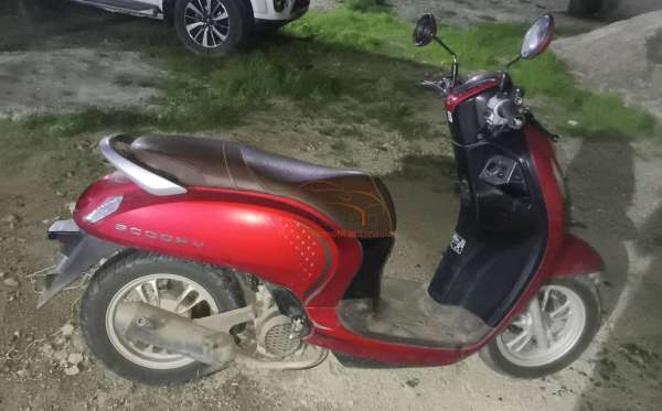 HONDA SCOOPY