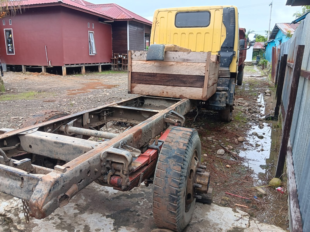 MITSUBISHI CANTER  FE 75