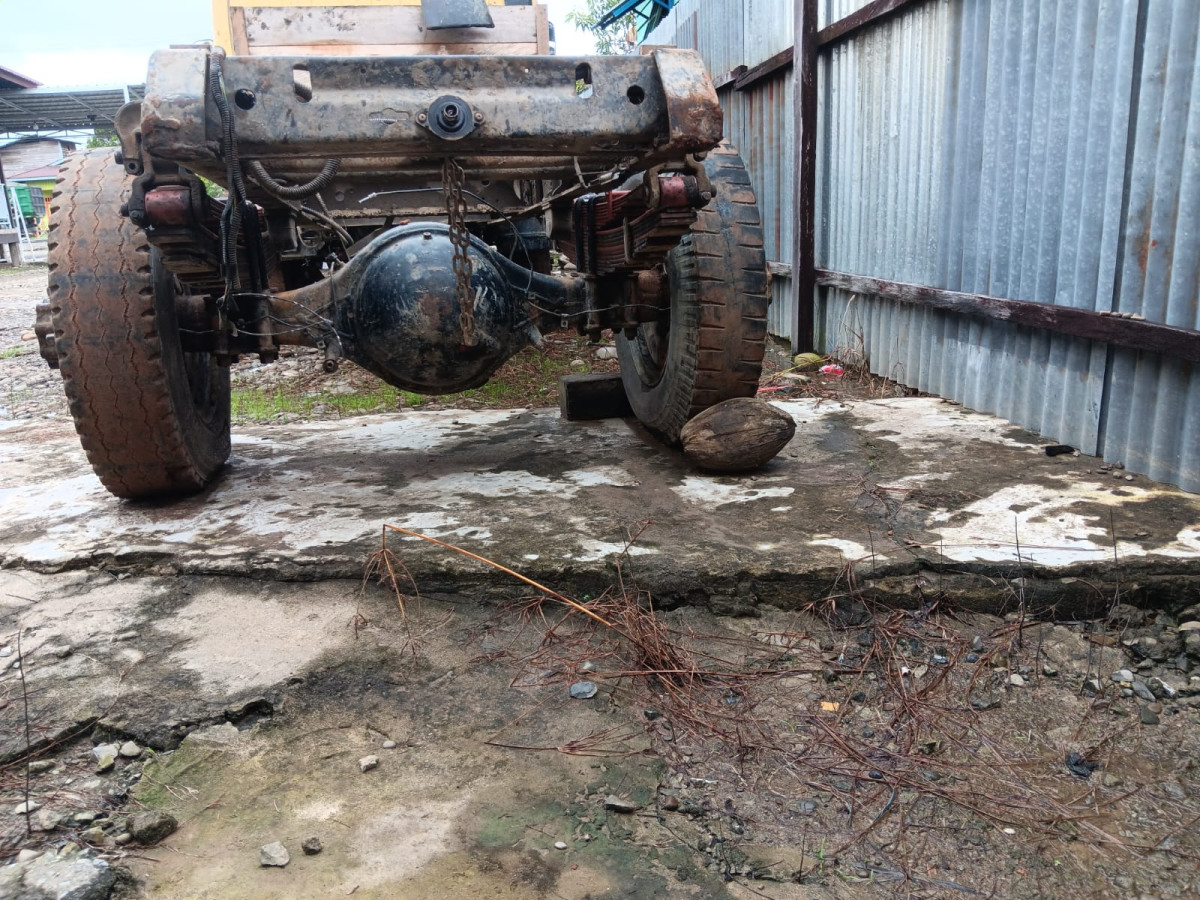 MITSUBISHI CANTER  FE 75