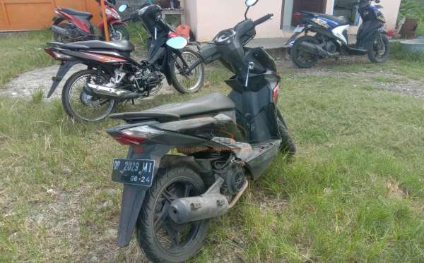 HONDA  BEAT