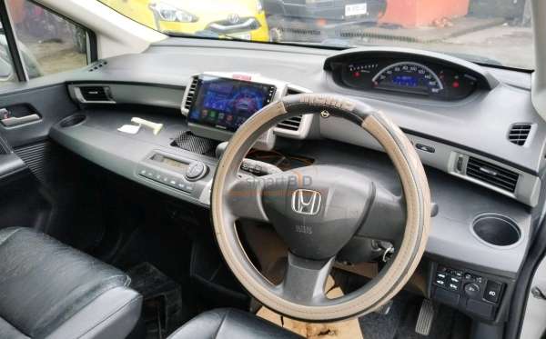 HONDA FREED GB3 1.5 E