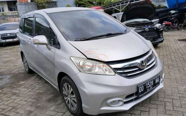 HONDA FREED GB3 1.5 E