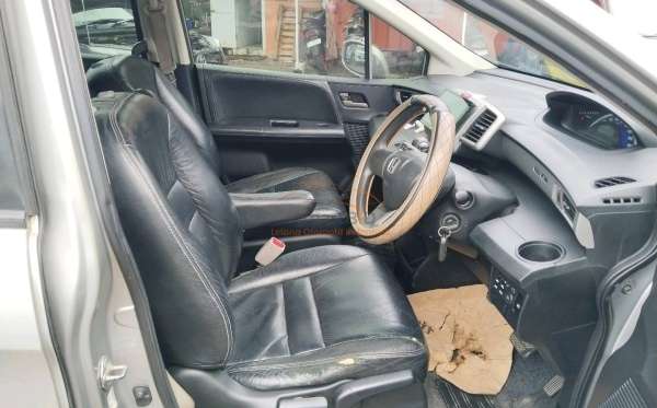 HONDA FREED GB3 1.5 E