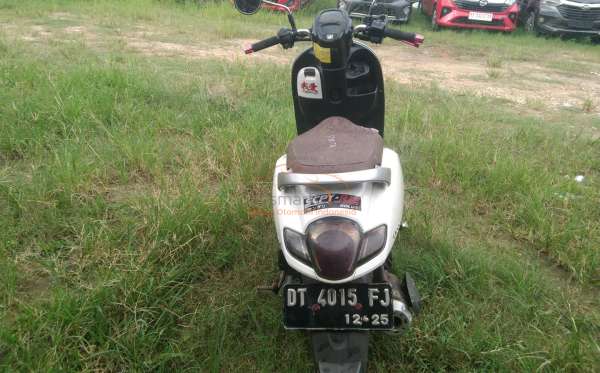 HONDA SCOOPY CW