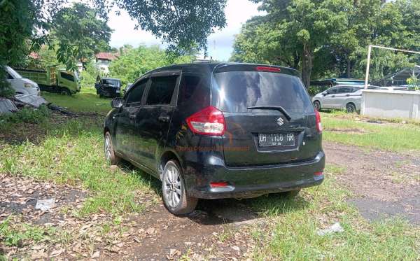 SUZUKI ERTIGA