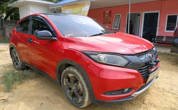 HONDA HRV RU1 1.5 S