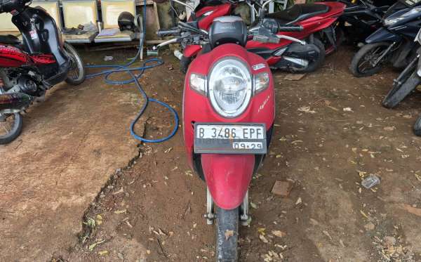 HONDA SCOOPY CW