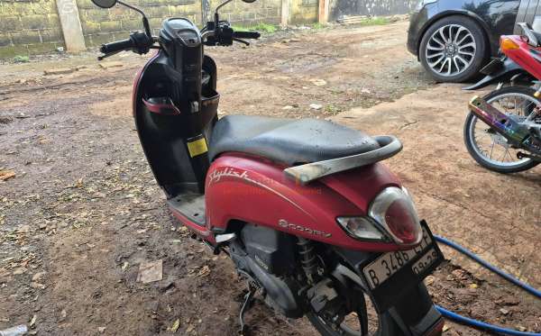 HONDA SCOOPY CW
