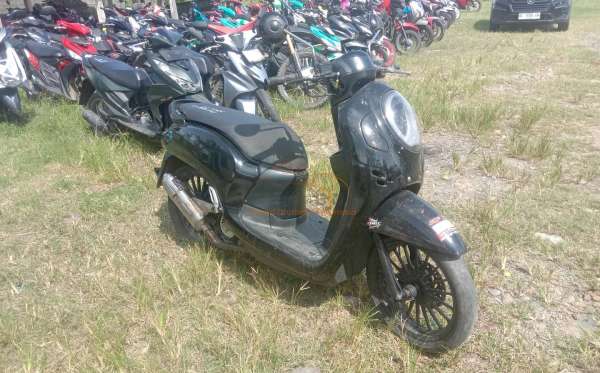 HONDA SCOOPY