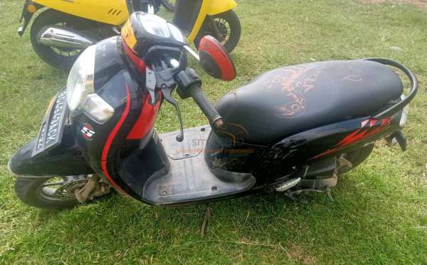 HONDA SCOOPY