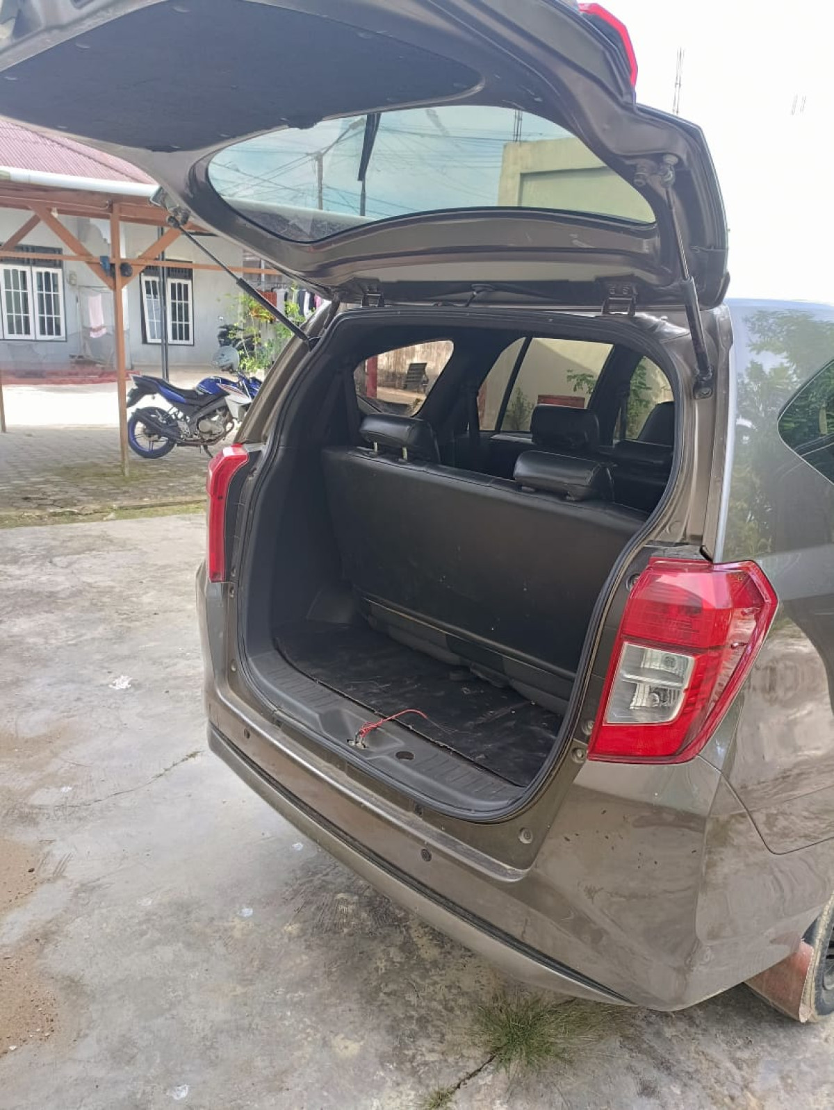 TOYOTA  CALYA  1.2 G M/T