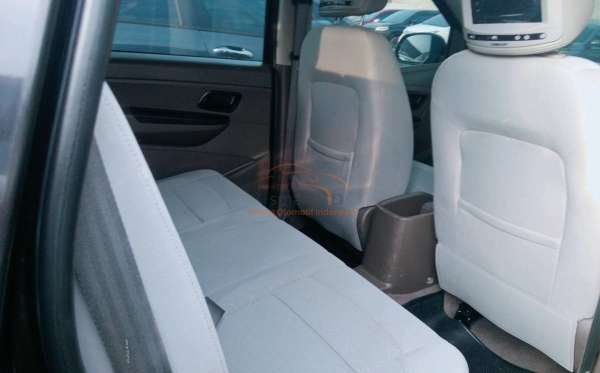 WULING CONFERO 1.5 DB MY (4X2)