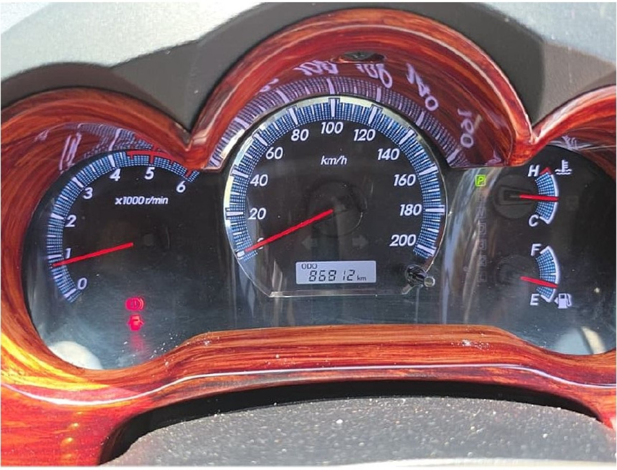 TOYOTA FORTUNER  2.5G AT