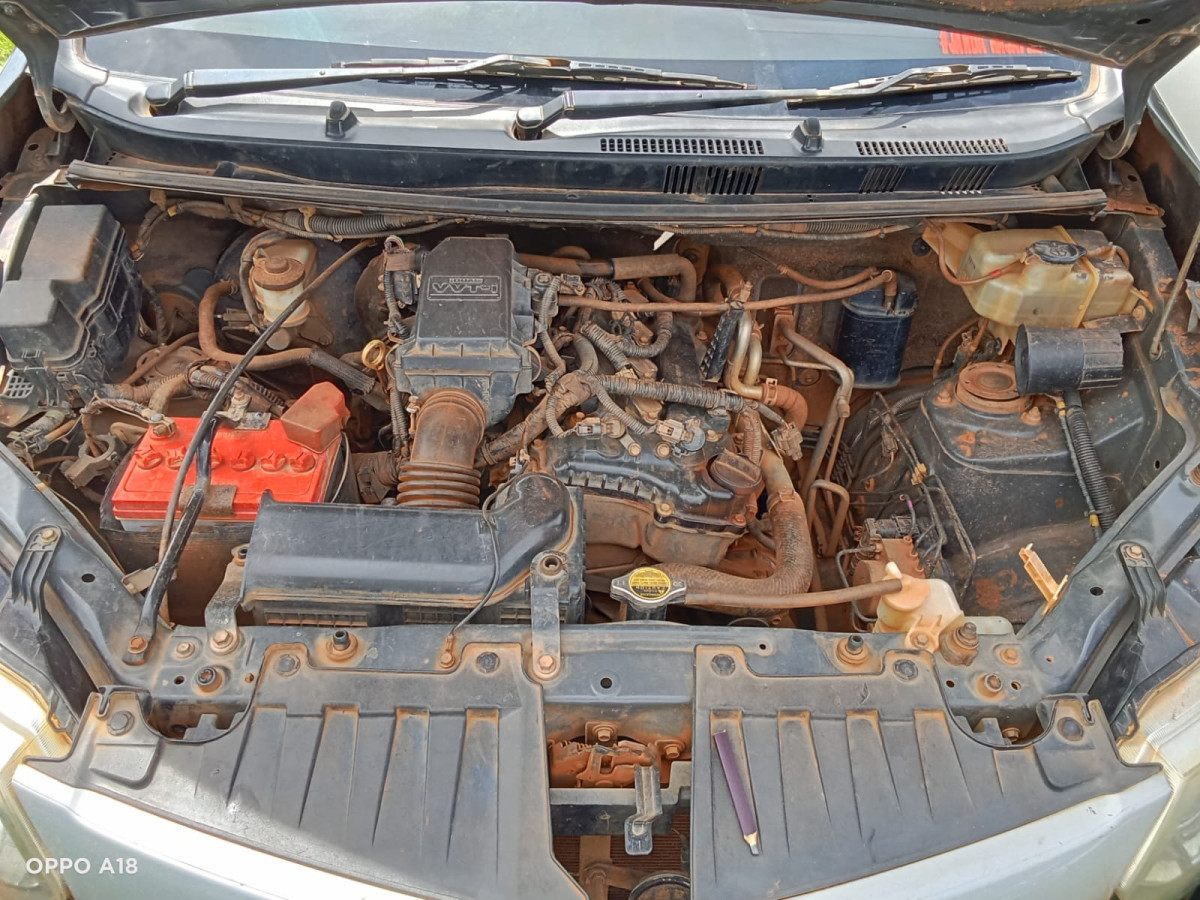 TOYOTA AVANZA  1.3 E