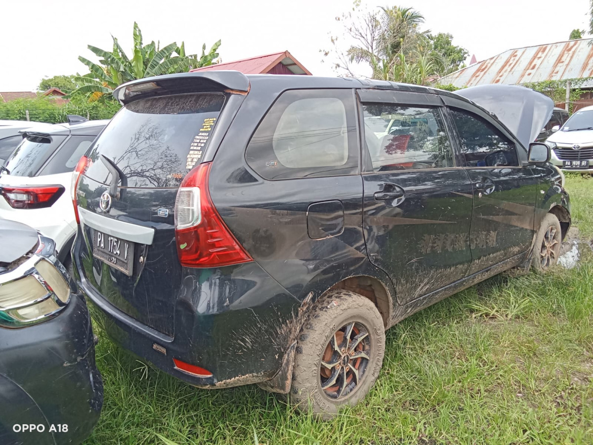 TOYOTA AVANZA  1.3 E