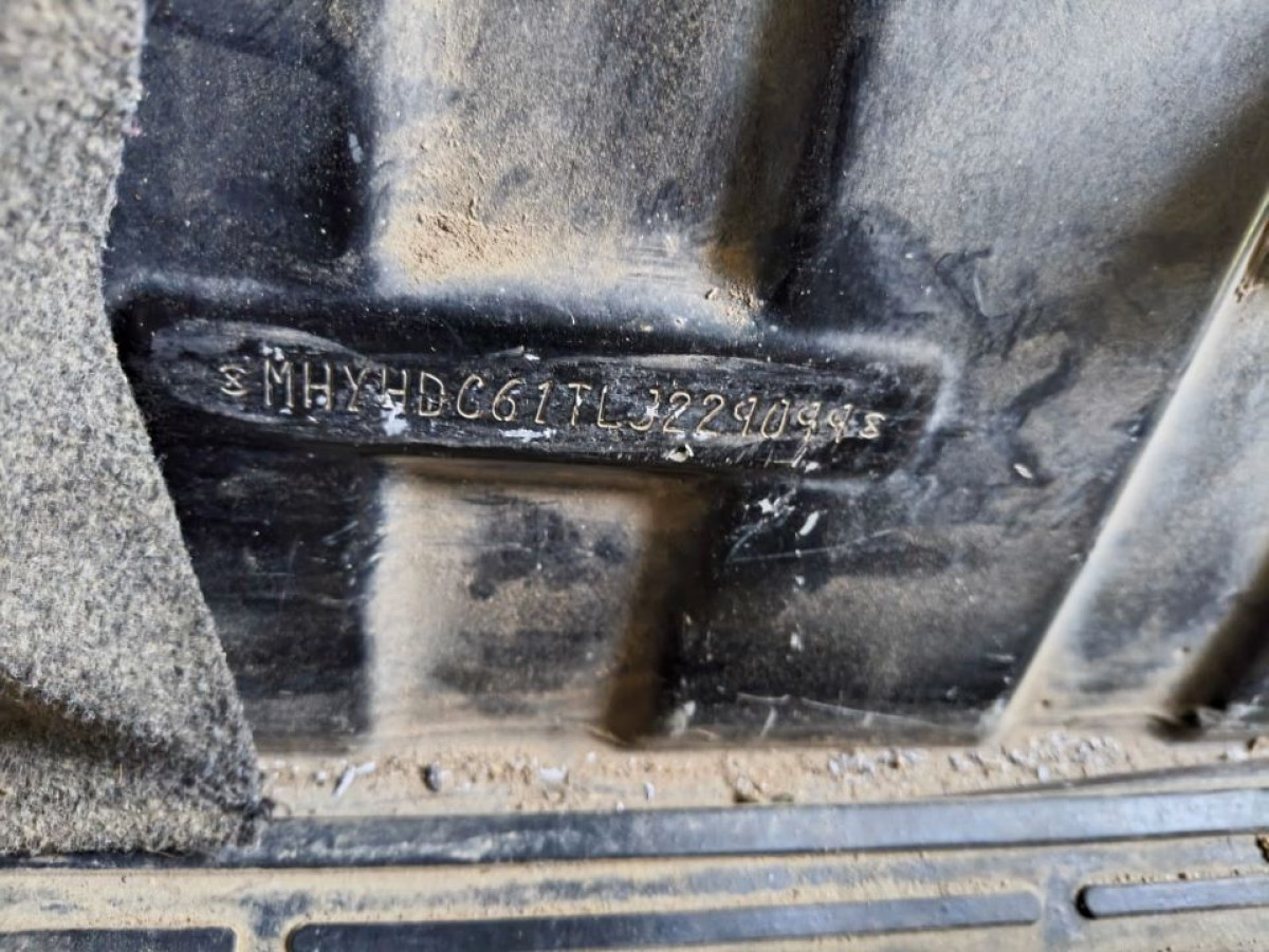 SUZUKI  CARRY  1.5 CL PU