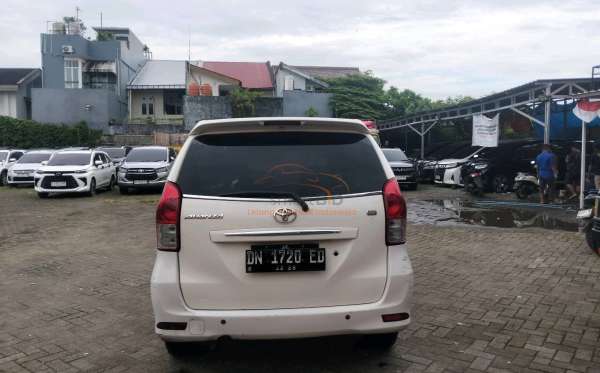 TOYOTA  AVANZA  G