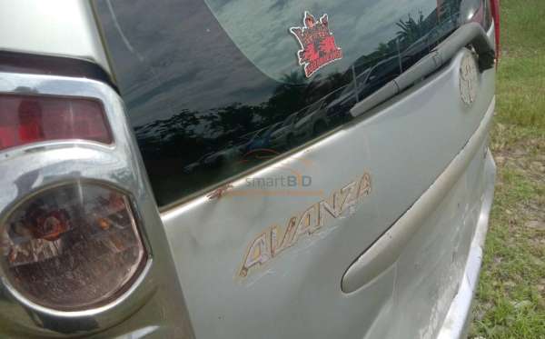 TOYOTA AVANZA