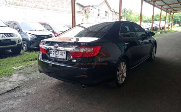 TOYOTA Carmy 2.5 HYBRID A/T