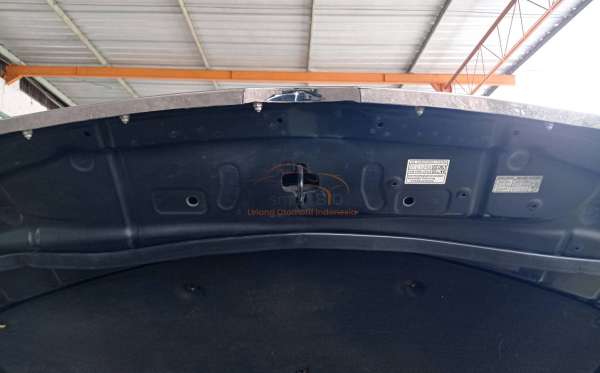 TOYOTA Carmy 2.5 HYBRID A/T