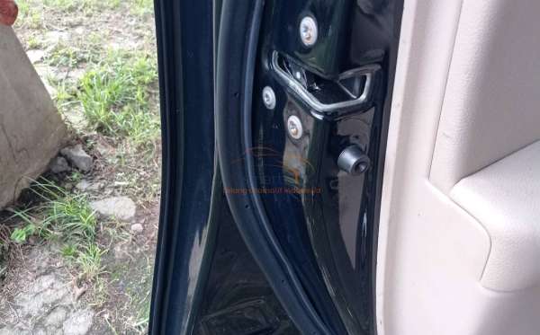 TOYOTA Carmy 2.5 HYBRID A/T