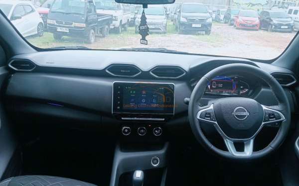 NISSAN MAGNITE TURBO