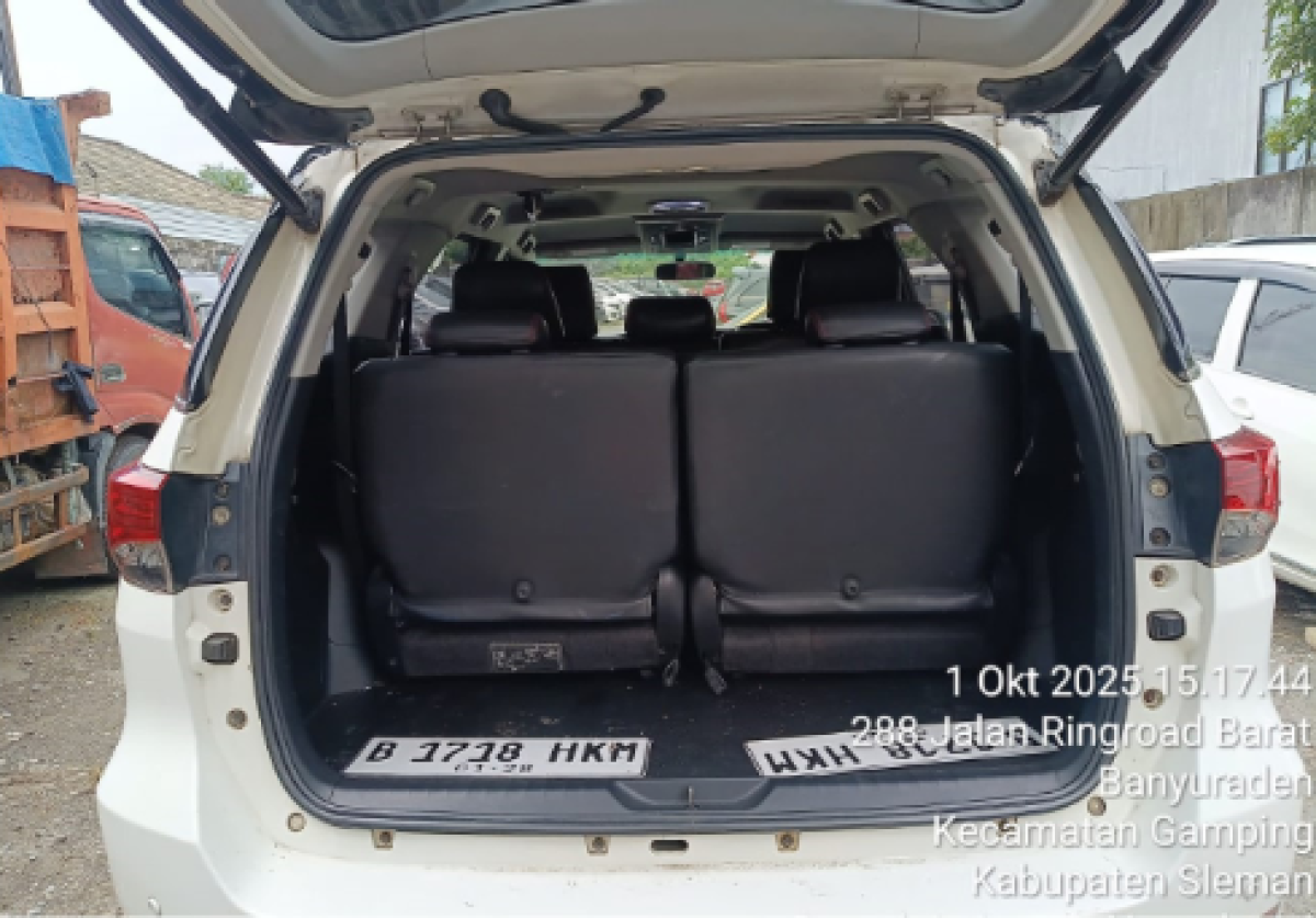 TOYOTA  FORTUNER  2.4 VRZ