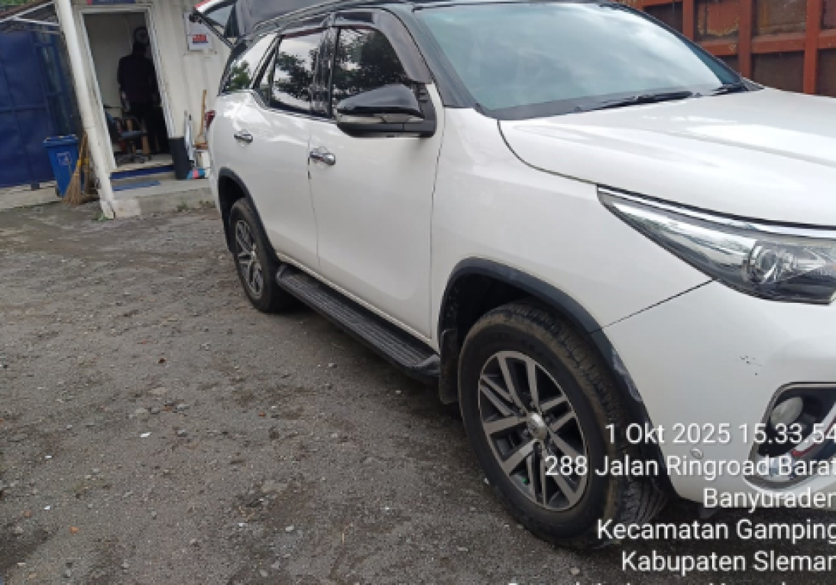TOYOTA  FORTUNER  2.4 VRZ