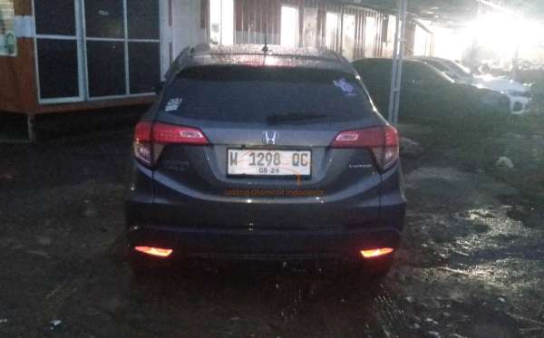 HONDA HRV RU1 1.5 S