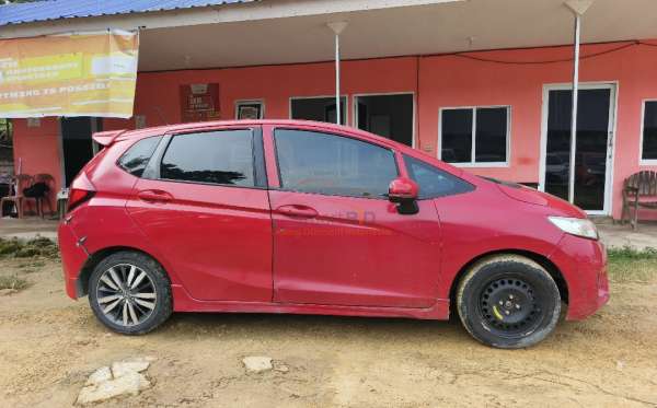 HONDA JAZZ GK5 1.5 RS